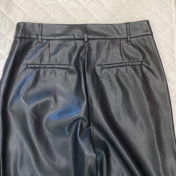 House of Harlow Pleat Pant - Picture 4 of 9